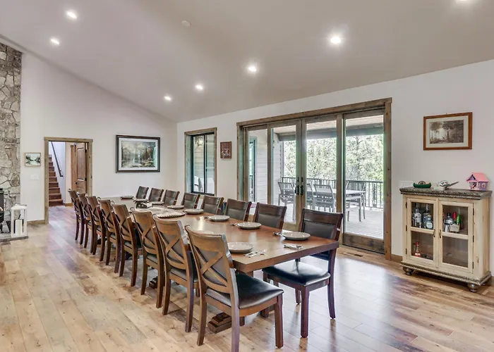 Spacious Family Gem W/ Patio, 3 Mi To Rainbow Holiday home *
