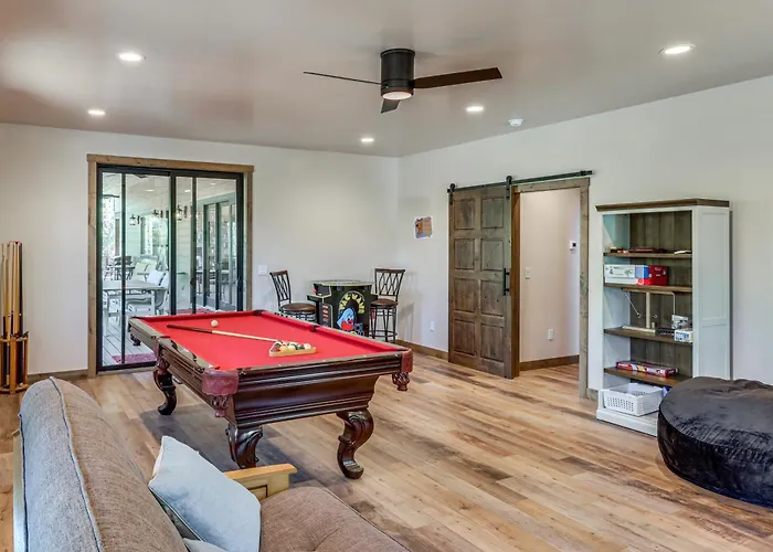 Spacious Family Gem W/ Patio, 3 Mi To Rainbow Holiday home Pinetop-Lakeside